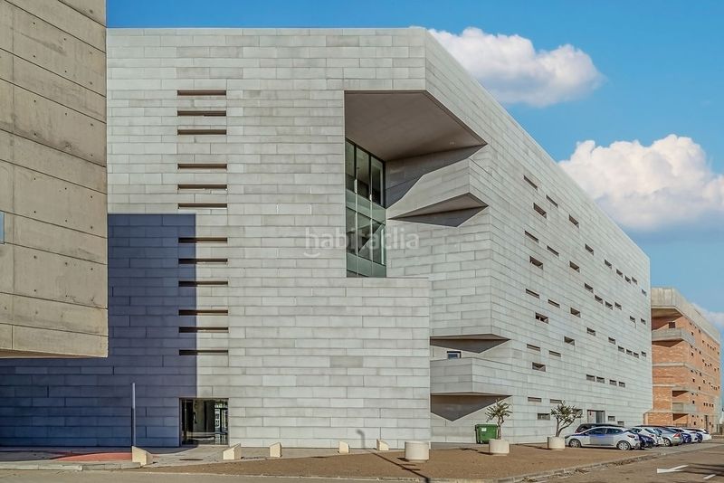 Foto 4501618b-bced-42ba-b566-c83446b3dea1. Aparcament cotxe a Garrapinillos Zaragoza