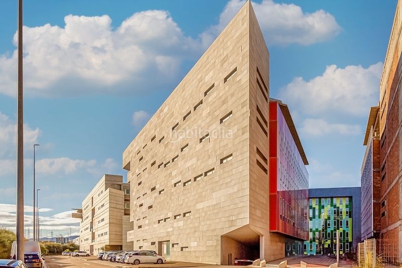 Foto 60b6de3a-af1b-49f7-99c2-71e9f31f4f2f. Aparcament cotxe a Garrapinillos Zaragoza