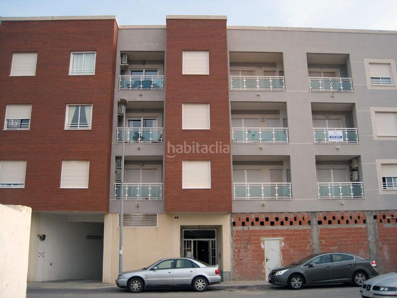 Foto 148477a8-a6d0-40c3-bd82-42fb3919c92b. Autoparkplatz in Pilar de la Horadada ciudad Pilar de la Horadada