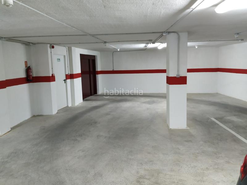 Foto f3ce5d28-dca3-4c44-8c23-a71b628e8779. Parking coche solvia inmobiliaria garaje o en Avenida de Abril-9 de Octubre Sagunt