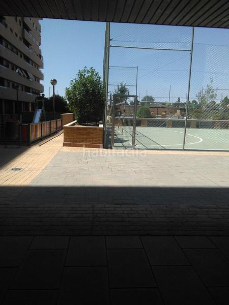 Foto 3dd642f2-f08d-4250-b463-3767a1d3a7d3. Parking voiture dans El Quiñón Seseña