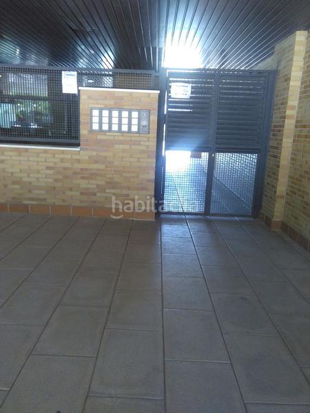 Foto c574b096-f8de-4f76-a738-3b1b2d8631a1. Parking voiture dans El Quiñón Seseña