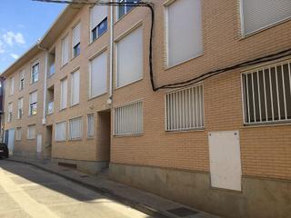 Aparcament cotxe  Cl urbezo unsain. Solvia inmobiliaria  garaje cariñena