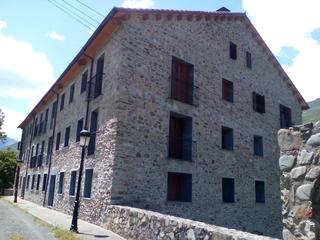 Aparcament cotxe  C/ marrulla. Solvia inmobiliaria  garaje azarrulla