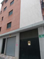 Aparcament cotxe  Av constitucion. Solvia inmobiliaria  garaje torre del campo
