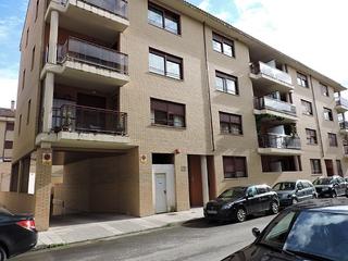 Aparcament cotxe  Cl aragon. Solvia inmobiliaria  garaje ejea de los caballeros