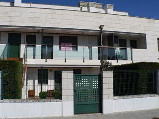 Aparcament cotxe  C/ san martín. Solvia inmobiliaria  garaje miengo