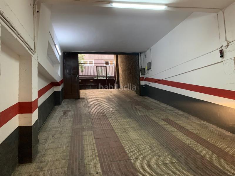 Foto 0acb33dc-28a3-40e8-aa60-04fb501f5d9d. Parking voiture dans Paseo Constitución - Las Damas Zaragoza