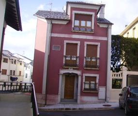 Xalet  Plaza vieja. Solvia inmobiliaria  casa tapia de casariego