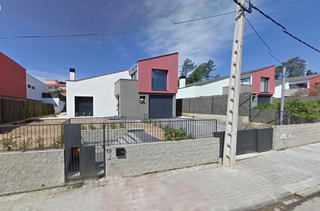Xalet  C/ avet. Solvia inmobiliaria  chalet independiente sils
