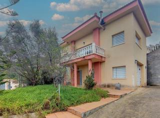 Xalet  C/ de venus. Solvia inmobiliaria  chalet independiente olivella