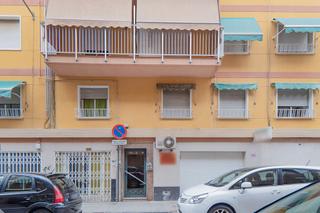 Pis  C/ velasco. Solvia inmobiliaria  piso puente tocinos