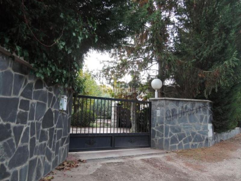 Foto a417a35a-d293-4a44-ad80-2b47bc468141. Chalet in Cabrerizos