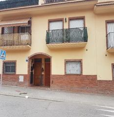 Casa aparellada  C/girona. Solvia inmobiliaria  chalet adosado hostalric