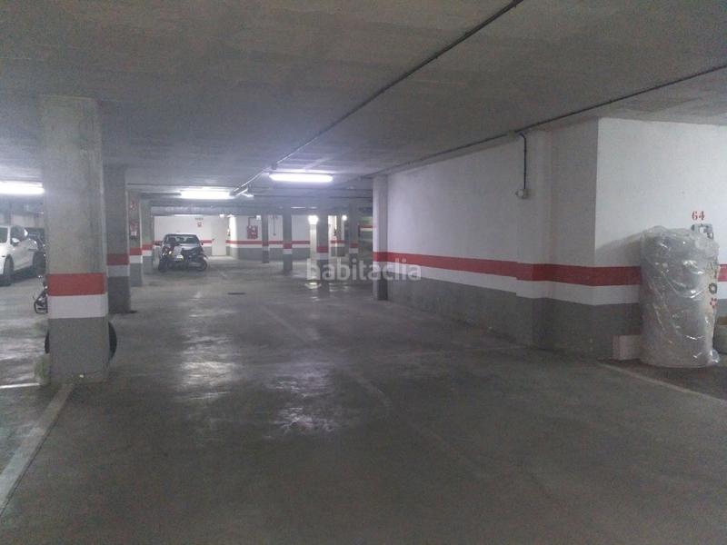 Foto 18da43c9-0564-4ef3-a6ae-81fd711d2250. Parking voiture dans El Plantinar - Avda. La Paz - El Juncal Sevilla