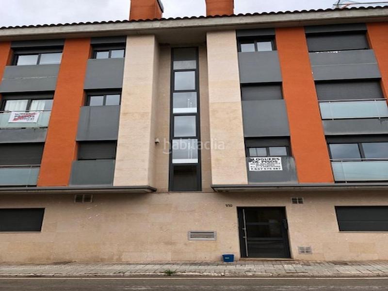 Foto 2af8566d-85c2-4e37-bafc-fbc5ad2a8799. Parking voiture dans Artés