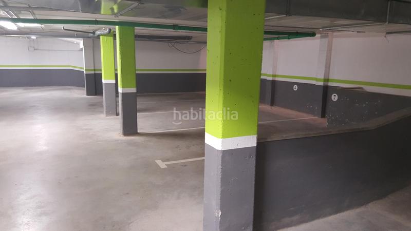 Foto 9d4fe12a-c9f7-4f7e-a5fd-b5b7094da922. Parking voiture dans Artés