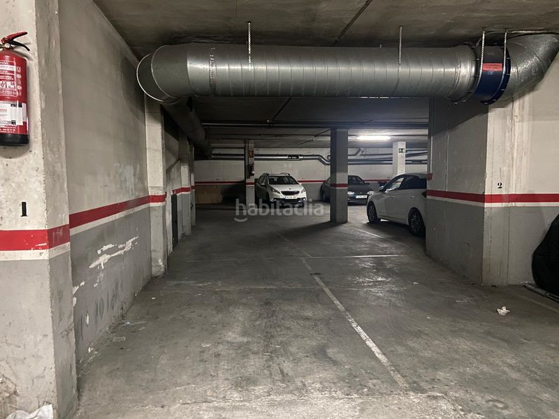 Foto 9dfd3b89-a93e-4bf7-b0ab-7596889eedcf. Aparcament cotxe a Roquetas pueblo Roquetas de Mar