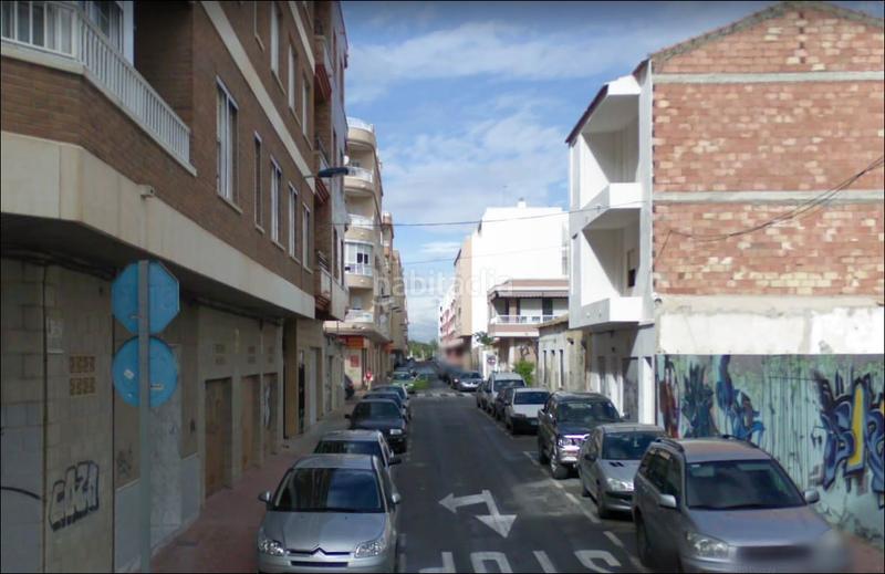 Foto 9355b830-eeff-4364-b48e-9760f07e9cdd. Aparcament cotxe a Parque de las Naciones Torrevieja