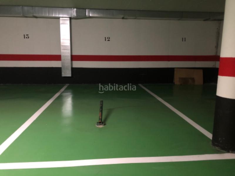Foto cdf798e6-e2fc-41fa-ade0-45770fff8811. Aparcament cotxe a Cuarte de Huerva