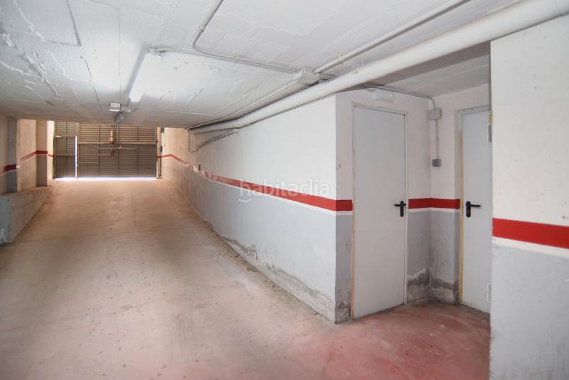 Foto ae5e0022-3f12-45a5-9ec3-d3083b36a192. Car parking in Tordera Tordera