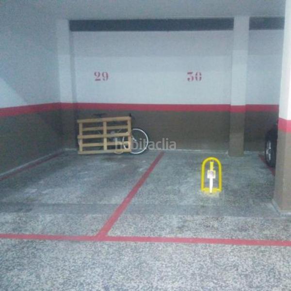 Foto fd1f3099-9be0-4af2-9bba-fdac396443d4. Autoparkplatz in Andújar