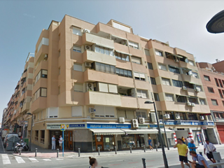 Aparcament cotxe  Isabel la catolica. Solvia inmobiliaria  garaje alicantealacant
