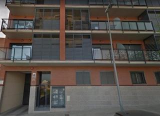 Aparcament cotxe  Maria aurelia capmany. Solvia inmobiliaria  garaje rubí
