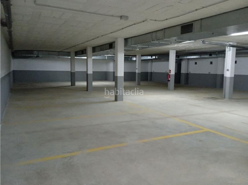 Foto c550a582-eabe-4f4e-8da7-2c61372a91cd. Parking coche solvia inmobiliaria garaje en Tàrrega