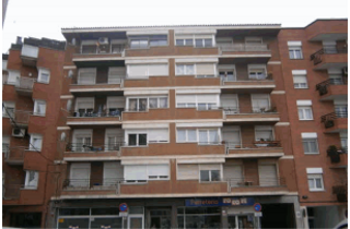 Aparcament cotxe  Sant blai. Solvia inmobiliaria  garaje manresa