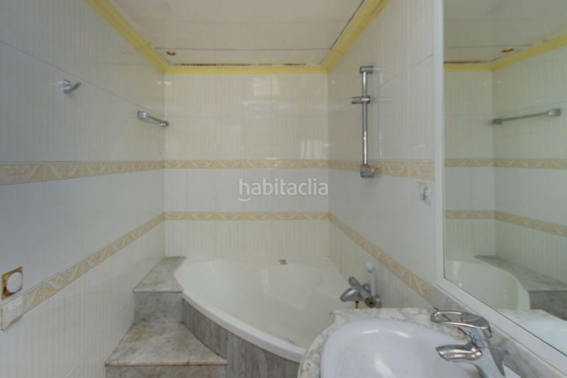 Foto f42b43e4-ae0f-4a9e-9986-f2045f12bd3f. Pis a Bufalà Badalona