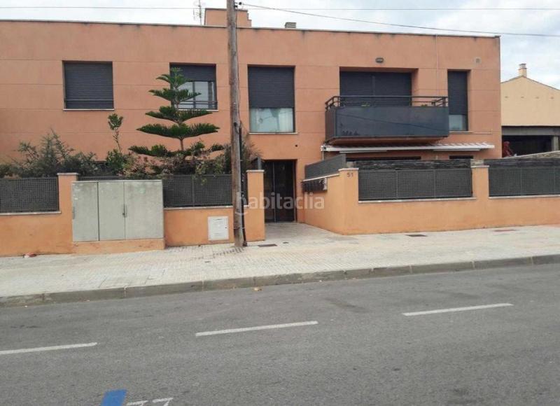 Foto 9c9b58cd-424e-4df2-b1b2-478b045fb747. Aparcament cotxe a Centre Miami Platja