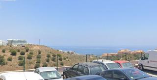 Parking coche  Perdices. Solvia inmobiliaria  garaje fuengirola