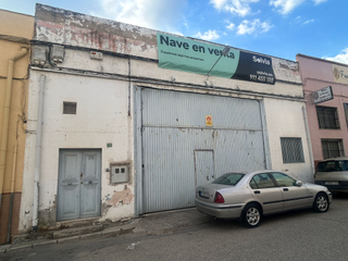 Fabrikhalle  C/ puente vadillo. Solvia inmobiliaria  nave industrial lucena