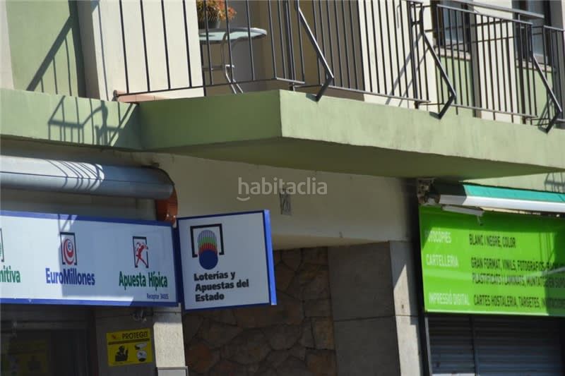 Foto e9fbbc62-70e6-432c-972b-d1b830f0508c. Aparcament cotxe a Eixample-Horta Capallera Figueres