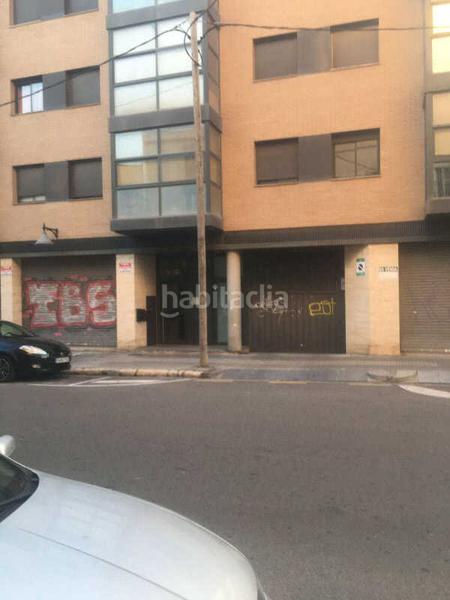 Foto 772e0592-37ae-42ae-b67d-576b53bf36d1. Aparcament cotxe a Llevant Reus