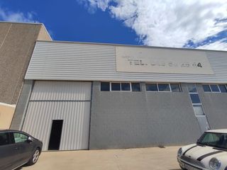 Fabrikhalle  Sabaters. Solvia inmobiliaria  nave industrial valls
