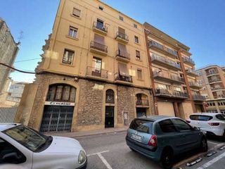 Locale commerciale  C/ cós. Solvia inmobiliaria  locales manresa