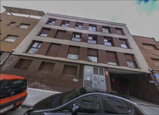 Aparcament cotxe  Gasometre. Solvia inmobiliaria  garaje terrassa