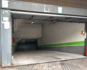 Parking voiture  C/ san juan bosco. Solvia inmobiliaria  garaje sant boi de llobregat