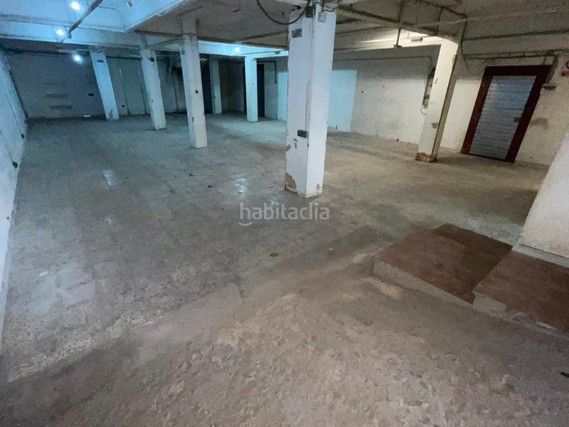 Foto f4844d82-d8fe-4152-b639-b1b82da5d272. Local comercial a Singuerlín Santa Coloma de Gramenet