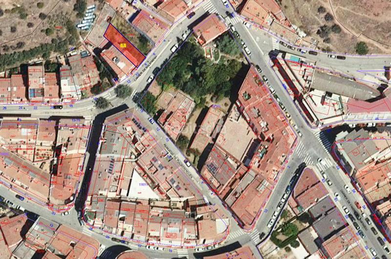 Foto 4cd15bea-9cc3-44e4-a68b-c58a50c2304c. Finca rústica solvia inmobiliaria solares en Plaça Catalunya Manresa