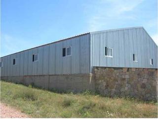 Industrial building  La chota. Solvia inmobiliaria  nave industrial moral de hornuez