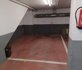 Car parking  Pere moret. Solvia inmobiliaria  garaje roda de ter