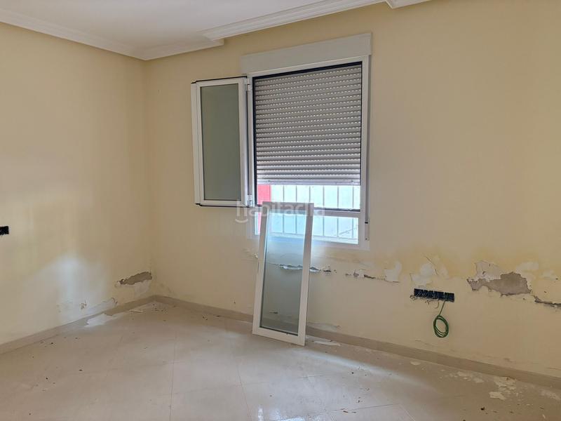 Foto 4ec80d18-a58f-46fd-a06b-f908c47efc34. Piso solvia inmobiliaria piso en Linarejos Linares