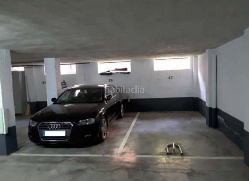 Foto c9e11928-181f-43b3-9448-934b689fb719. Car parking in Velilla de San Antonio