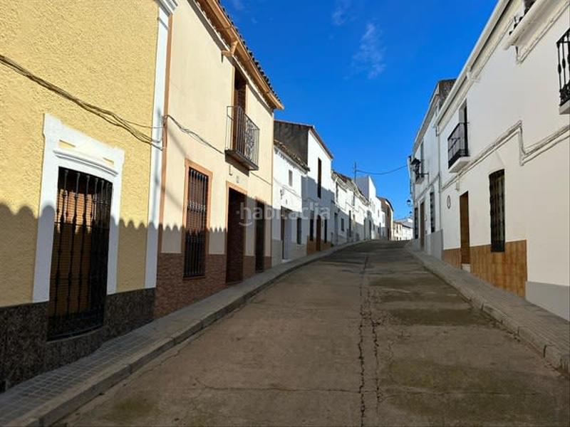 Foto 1bd6cbbd-b33f-4c3f-b9aa-7cb70c6cb54a. Casa aparellada a Barcarrota