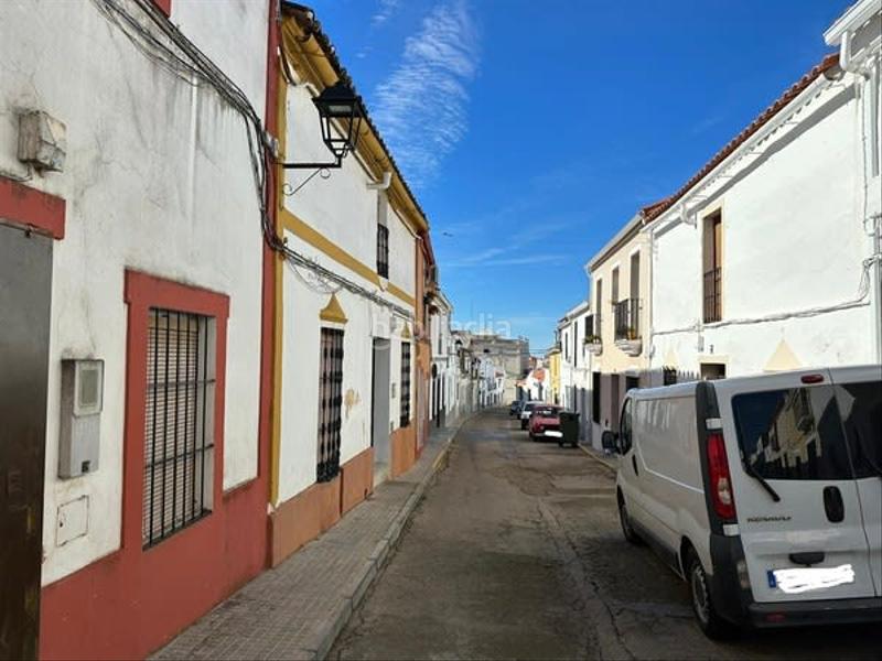 Foto 99b8fed3-c0e0-47f5-a66b-5b20e571f4fa. Casa aparellada a Barcarrota