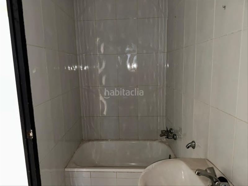 Foto f7839bcb-4319-40cb-8b5d-8d5a82be4e7d. Casa aparellada a Barcarrota