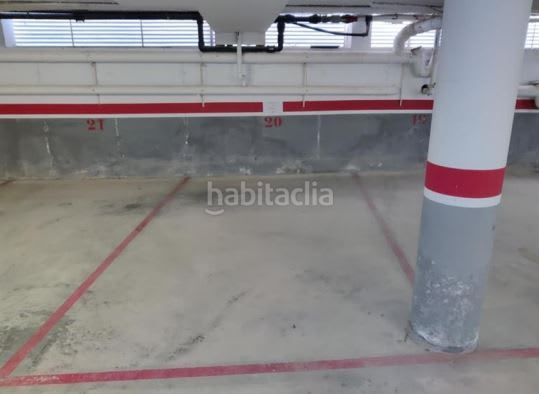 Foto 35739895-8078-4dc4-ba9b-600430c9f0ce. Aparcament cotxe a Deltebre